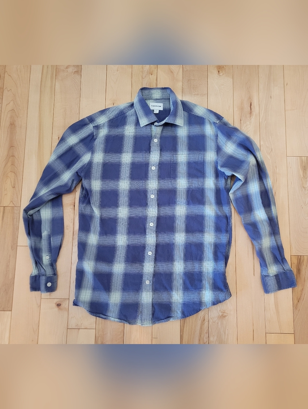 Frank and Oak men's size small button up shirt
